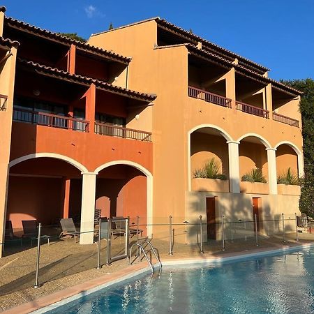 Appartement Vue Sur Mer, Piscine, Garage Prive Борм-ле-Мимоза Экстерьер фото